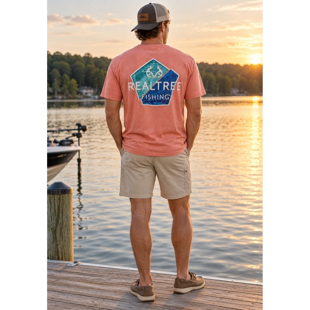 Realtree Fishing Men's Large Coral Graphic Tee Outdoor Angler Shirt